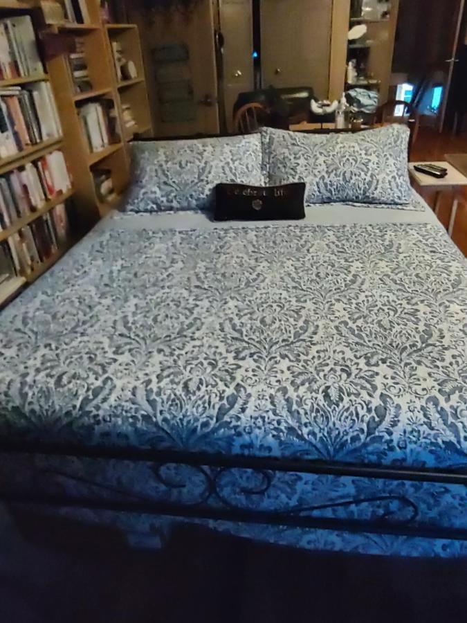 Indys Hidden Gem Apartment Индианаполис Екстериор снимка